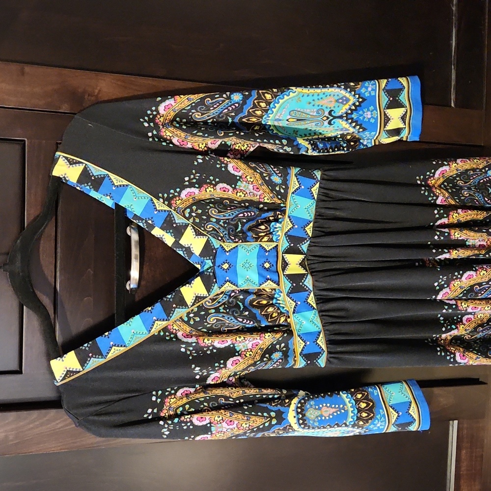 Patterned Dress - Picture 2 of 5